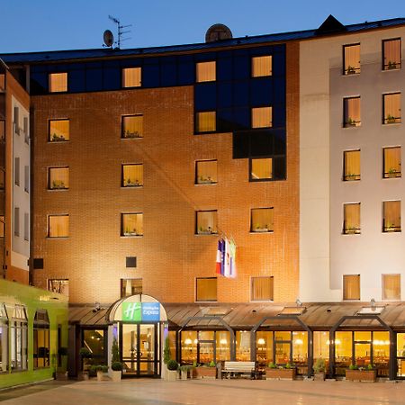 Holiday Inn Express Arras By Ihg Exteriér fotografie